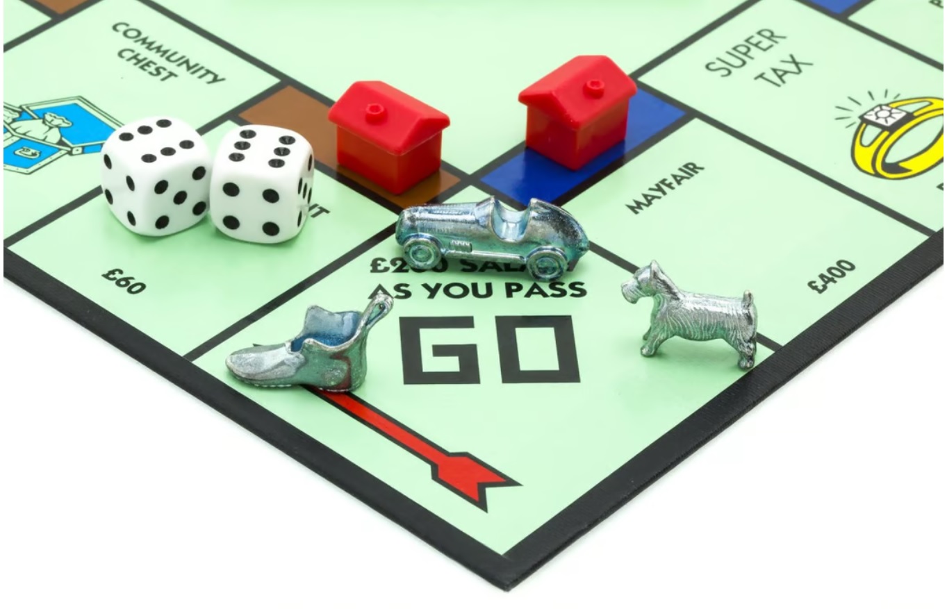 مونوپلی بازی فکری کودکانه